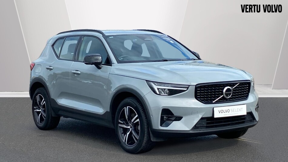 Volvo XC40 2.0 B3P Plus Dark 5dr Auto Petrol Estate